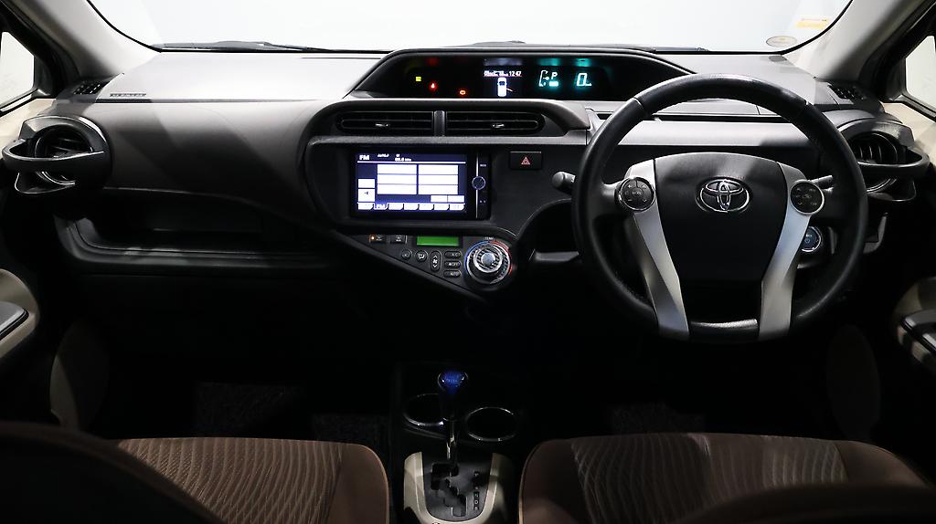 2013 Toyota Aqua G Model image 339578