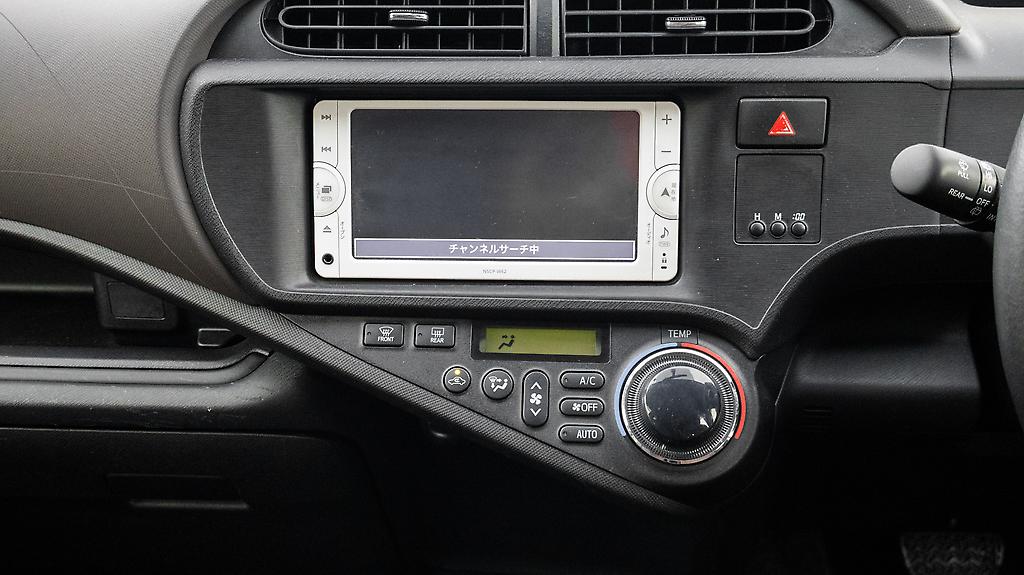2012 Toyota Aqua G Hybrid image 336912
