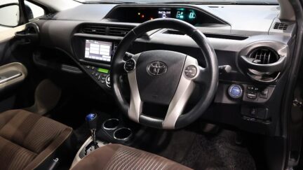 2013 Toyota Aqua G Model image 339579
