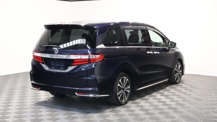 2015 Honda Odyssey Absolute image 339323