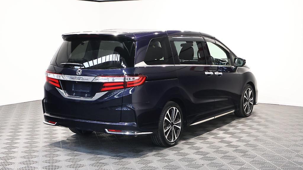 2015 Honda Odyssey Absolute image 339323