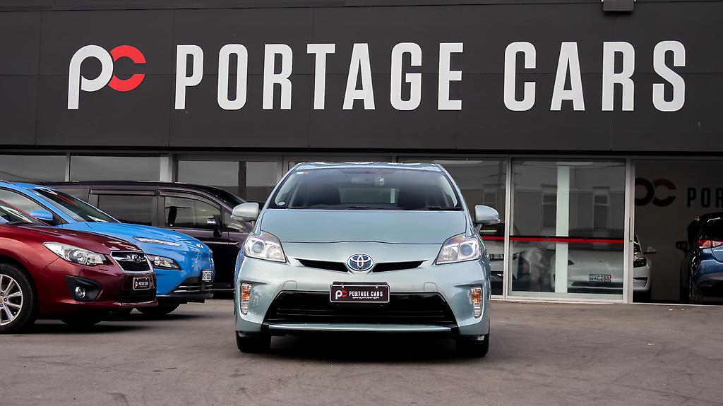 2012 Toyota Prius S Model / Push Start / Hybrid image 339164