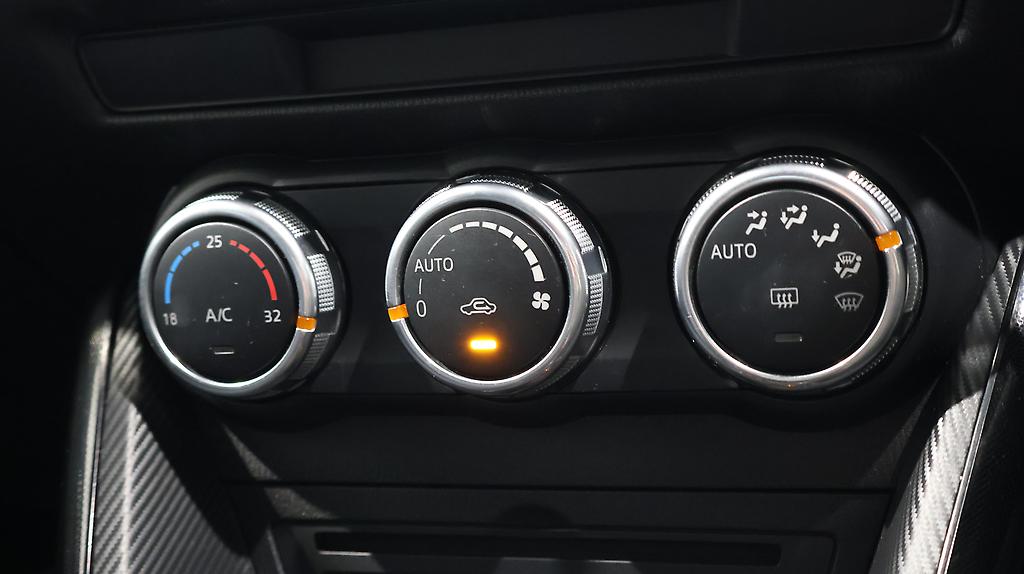 2015 Mazda Demio 13S image 338079