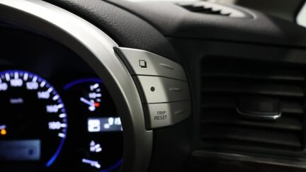2013 Nissan Elgrand 250 Highway Star Urban Chrome image 336230
