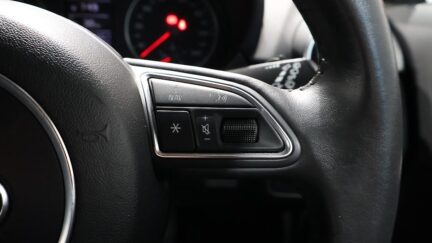 2013 Audi A1 1.4TFSI image 338597