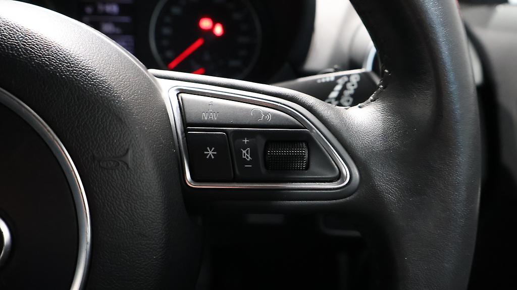 2013 Audi A1 1.4TFSI image 338597