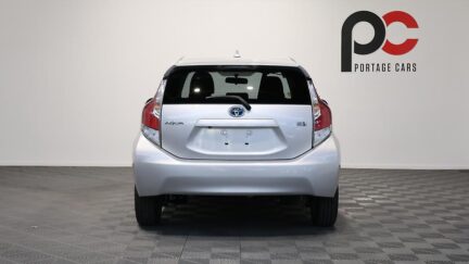2015 Toyota Aqua G Black Leather Selection image 339280