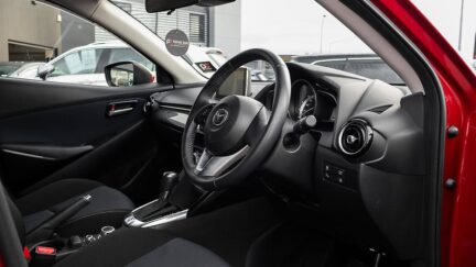 2015 Mazda Demio 13S I stop image 336873