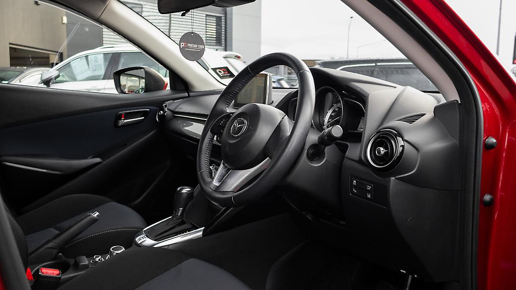2015 Mazda Demio 13S I stop image 336873