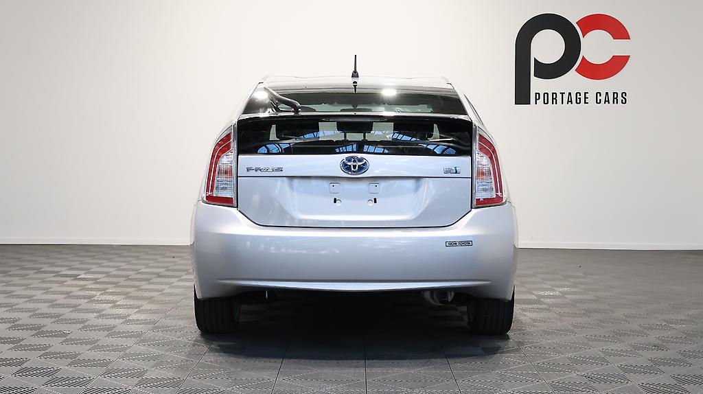 2013 Toyota Prius S Model image 339145