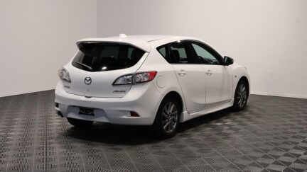2013 Mazda Axela Sports 15S Sport Edition image 339951