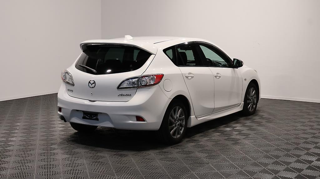 2013 Mazda Axela Sports 15S Sport Edition image 339951