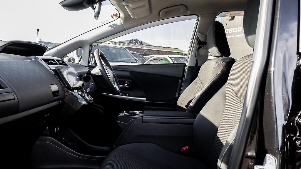 2018 Toyota Prius ALPHA HYBRID image 336636