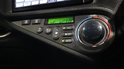 2013 Toyota Aqua G Soft Leather Selection image 339773