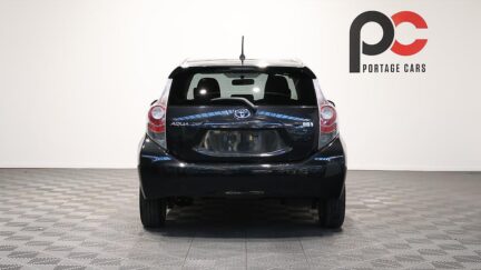 2013 Toyota Aqua G Model image 339572