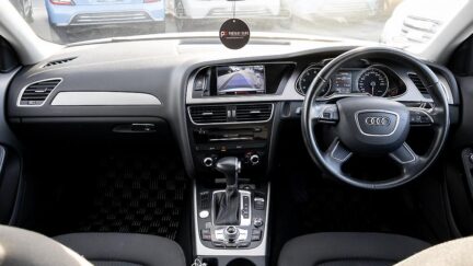 2012 Audi A4 Avant Parking sensors image 336543