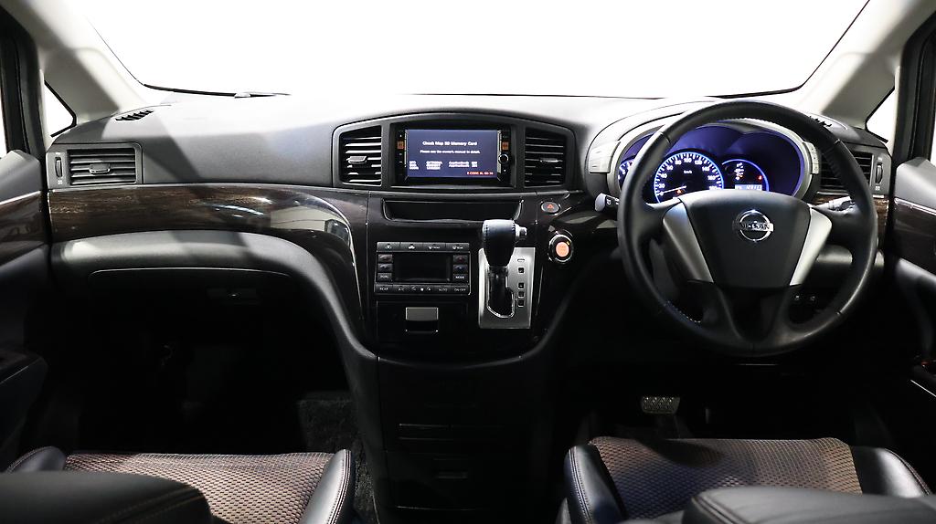 2012 Nissan Elgrand 250 Highwaystar image 338674