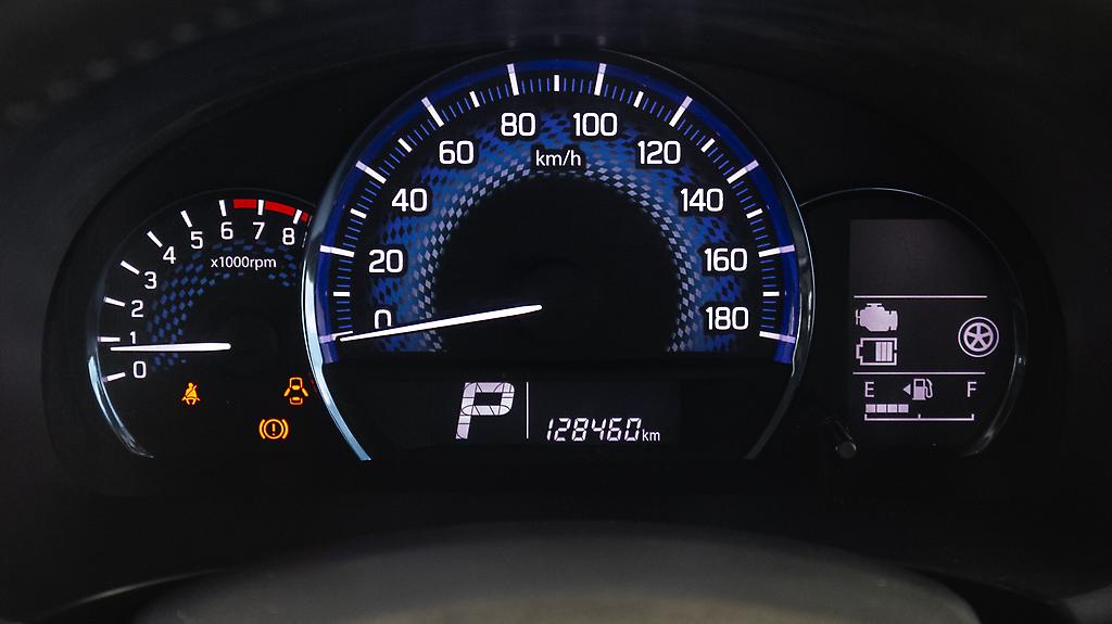 2015 Suzuki Solio Hot red EDITION image 340417