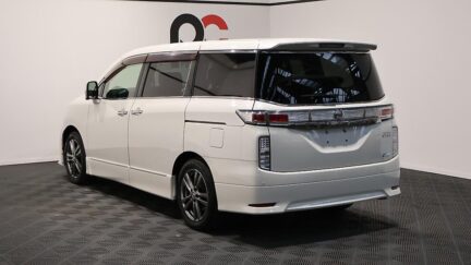 2012 Nissan Elgrand 250 Highway Star Chrome image 337436