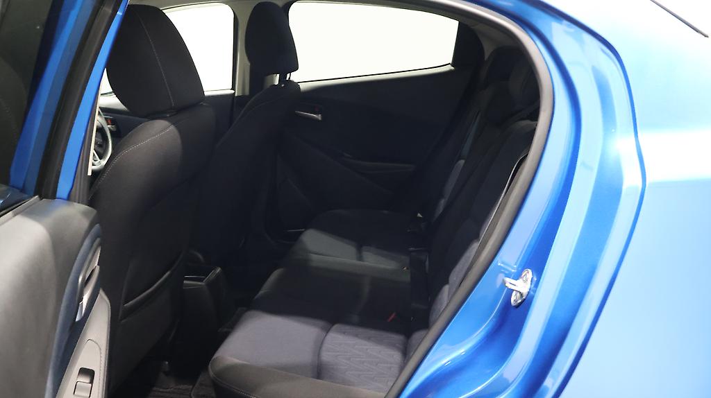 2014 Mazda Demio 13S Smart Key with Low KMs image 339620