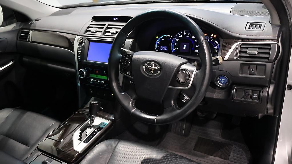2012 Toyota Camry Hybrid Leather-PKG with Cruise Control image 339356