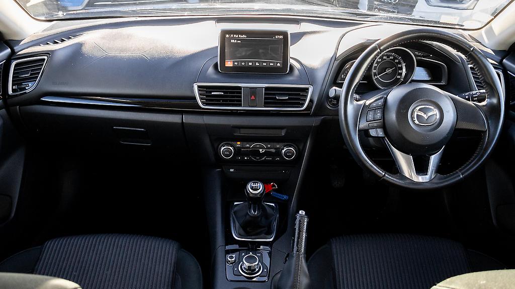 2014 Mazda Axela 15S – 6sp Manual image 336522