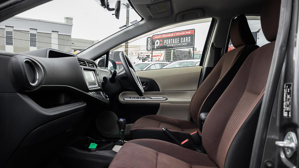 2012 Toyota Aqua G Hybrid image 336913