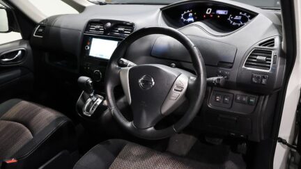 2015 Nissan Serena Hybrid Highway Star S image 340301