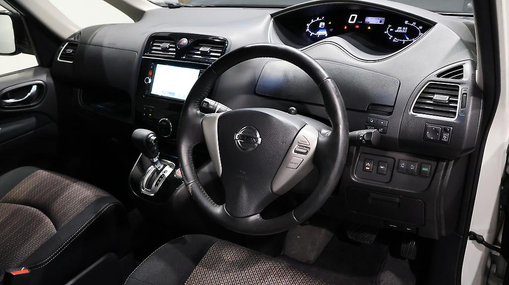 2015 Nissan Serena Hybrid Highway Star S image 340301
