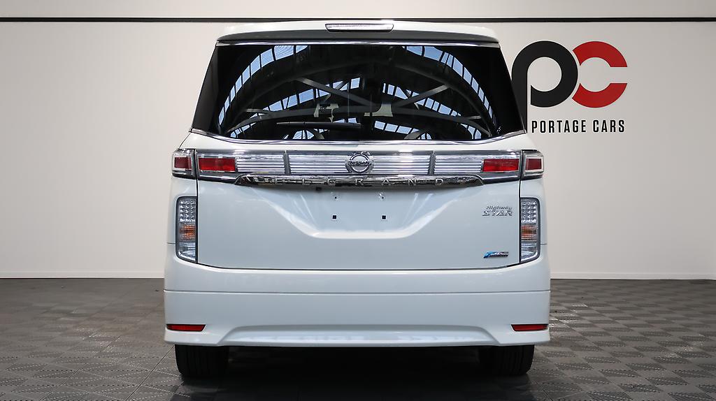 2013 Nissan Elgrand 250 Highway Star Urban Chrome image 336214