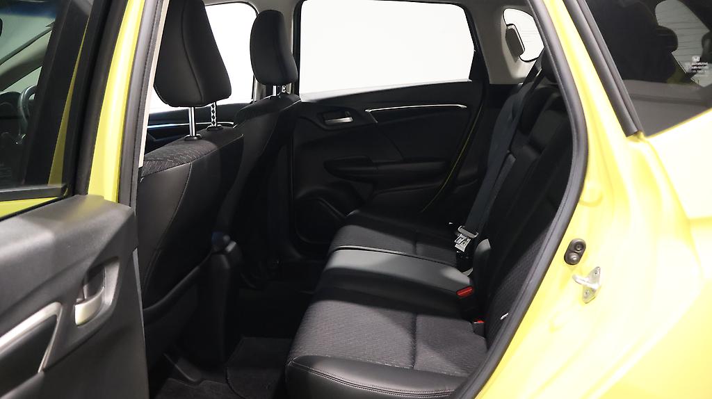2013 Honda Fit Hybrid L Package image 336759