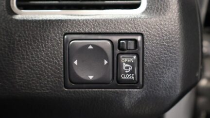 2013 Nissan Serena Highway Star S-Hybrid V Selection image 337518
