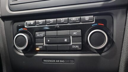 2012 Volkswagen Golf TSI Comfort Line Premium Edition image 339382