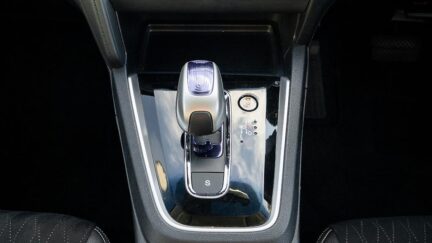 2015 Honda Shuttle Hybrid Z image 337239