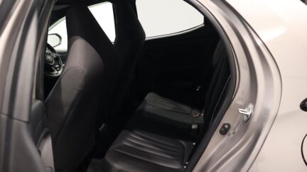 2020 Toyota Yaris Push Button Start + Reverse Camera image 340501