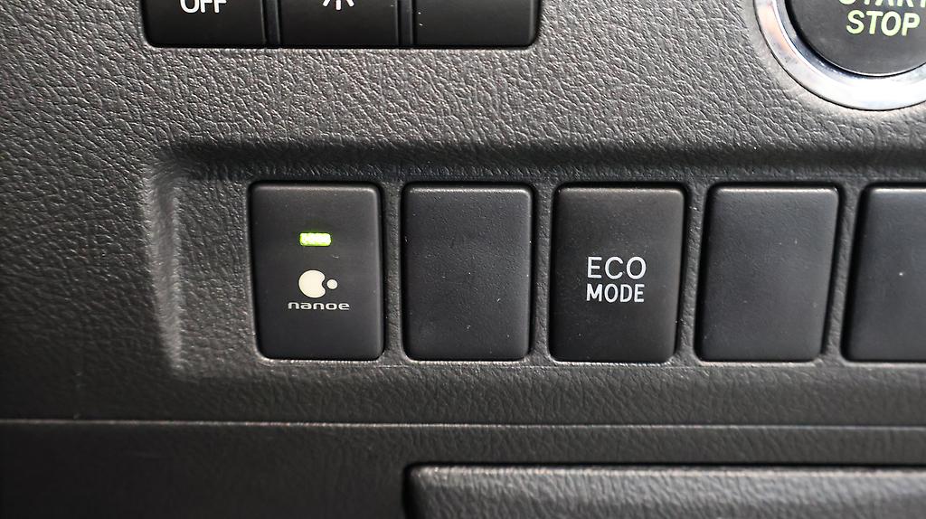 2012 Toyota Vellfire 2.4Z image 340487
