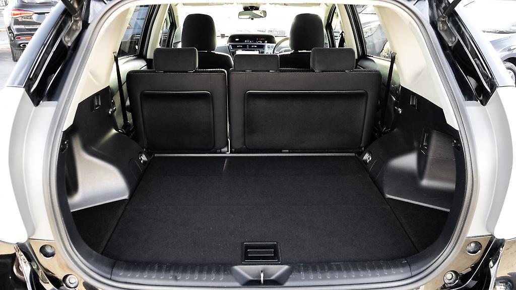 2018 Toyota Prius ALPHA HYBRID image 336637