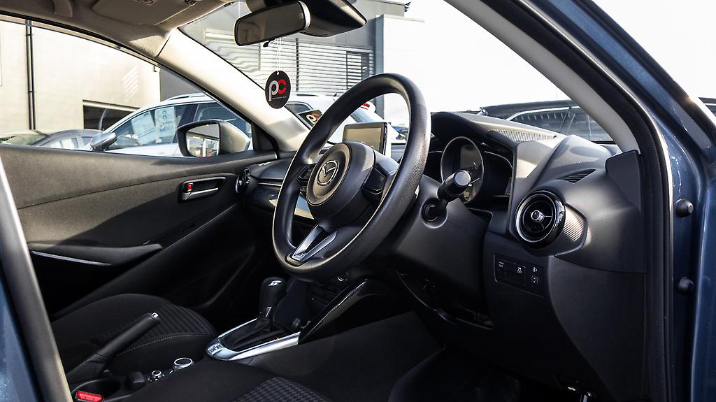 2016 Mazda Demio 13S image 338826