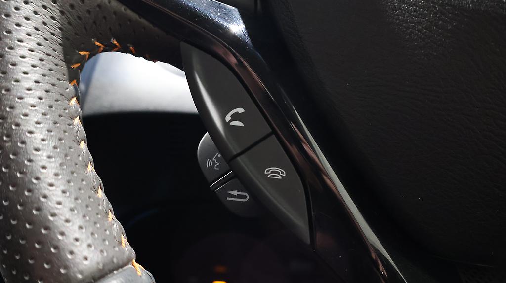 2012 Honda Fit Shuttle Hybrid Smart Selection image 338555