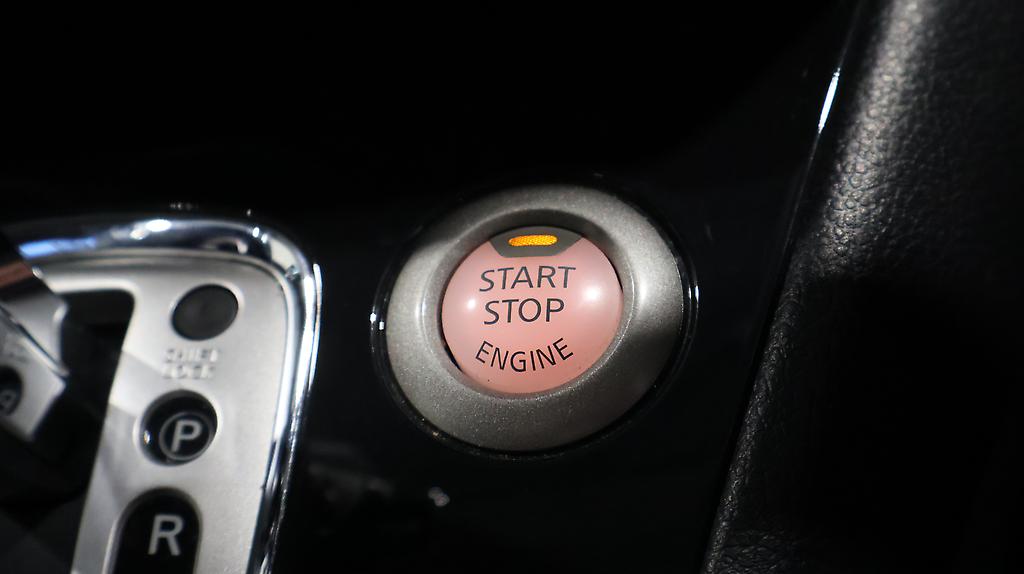 2013 Nissan Serena Hybrid Highway Star S V Selection image 337805