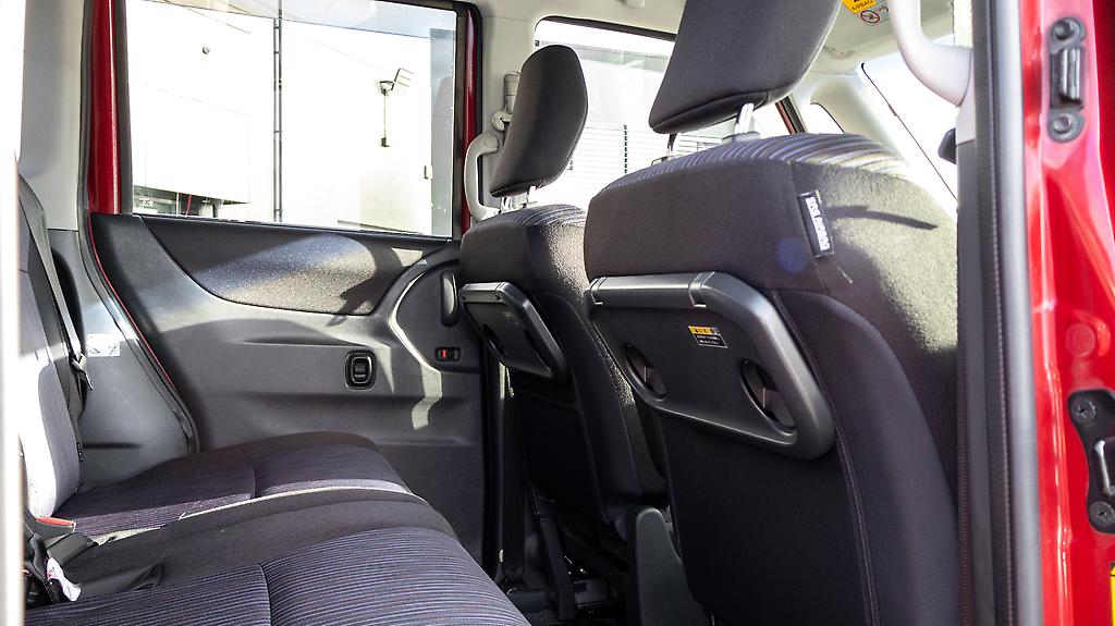 2015 Suzuki Solio Hot red EDITION image 340418