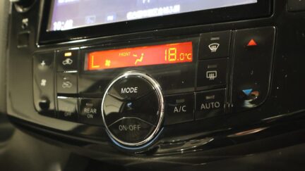 2013 Nissan Serena Hybrid Highway Star S V Selection image 337800