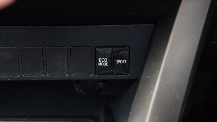 2014 Toyota Rav4 GX 2.5P SUV 6A 4WD NZ NEW image 336950