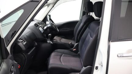 2013 Nissan Serena Hybrid Highway Star S Aero image 336646