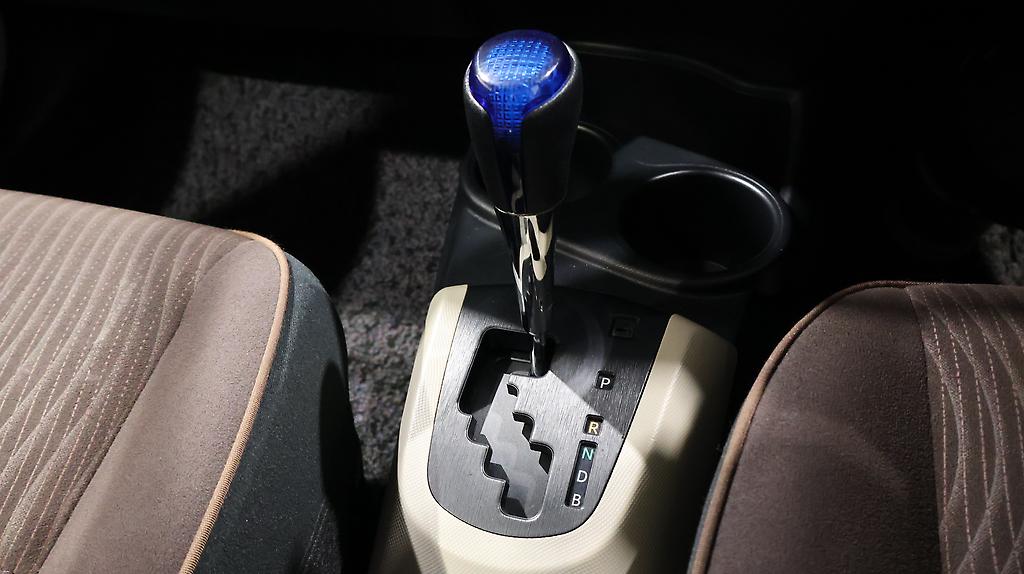 2012 Toyota Aqua G Model image 337151