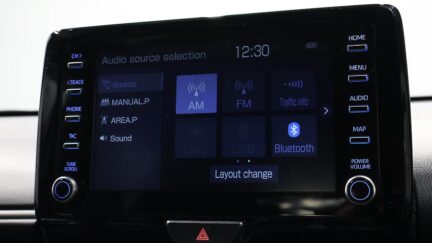 2020 Toyota Yaris Push Button Start + Reverse Camera image 340506