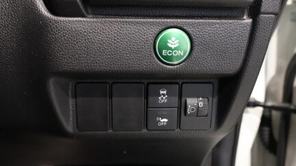 2014 Honda Fit Hybrid F Package image 338617