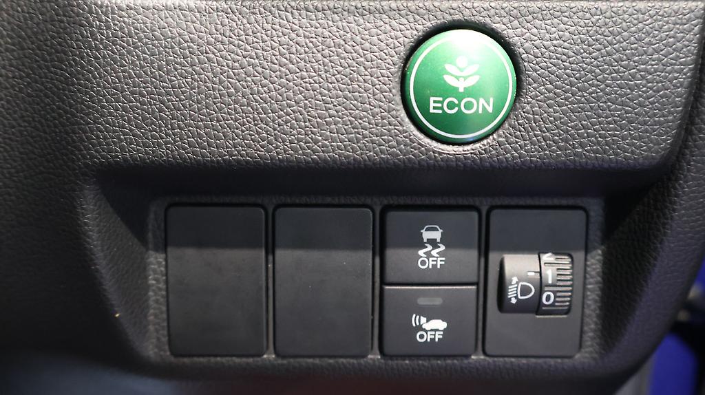 2013 Honda Fit Hybrid F-Package image 338164