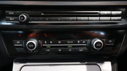 2014 Bmw 523i M-Sport Touring Wagon image 340398