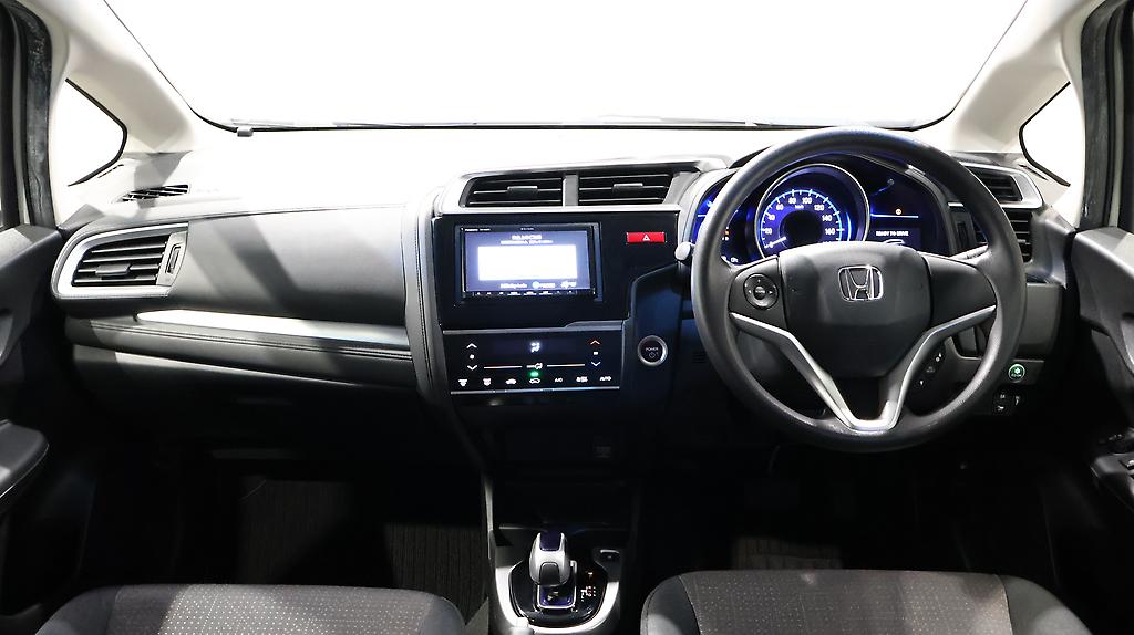 2014 Honda Fit Hybrid F Package image 338611